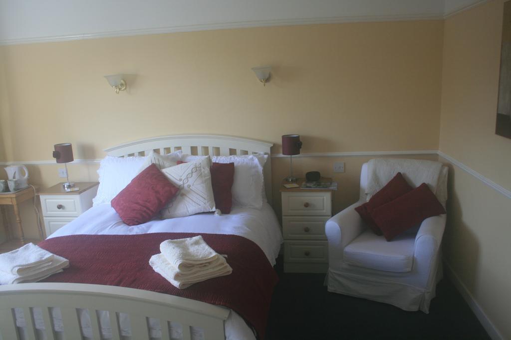 Saggart Laragh Mountain View Lodge חדר תמונה