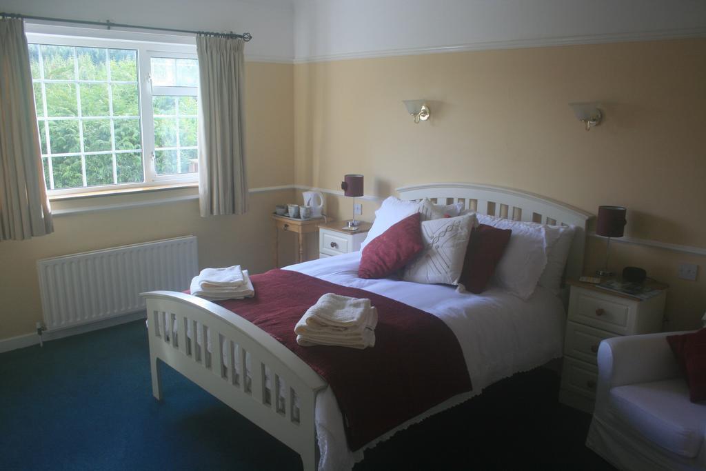 Saggart Laragh Mountain View Lodge חדר תמונה